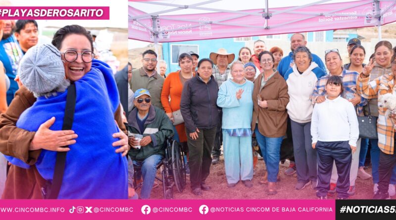 Fortalece Presidenta Municipal Rocío Adame cercanía con vecinas y vecinos de la colonia Agua Marina