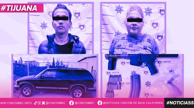 Detiene Policía Municipal a dos personas armadas uno con orden de aprehensión por homicidio calificado Detiene Policía Municipal a dos personas armadas uno con orden de aprehensión por homicidio calificado